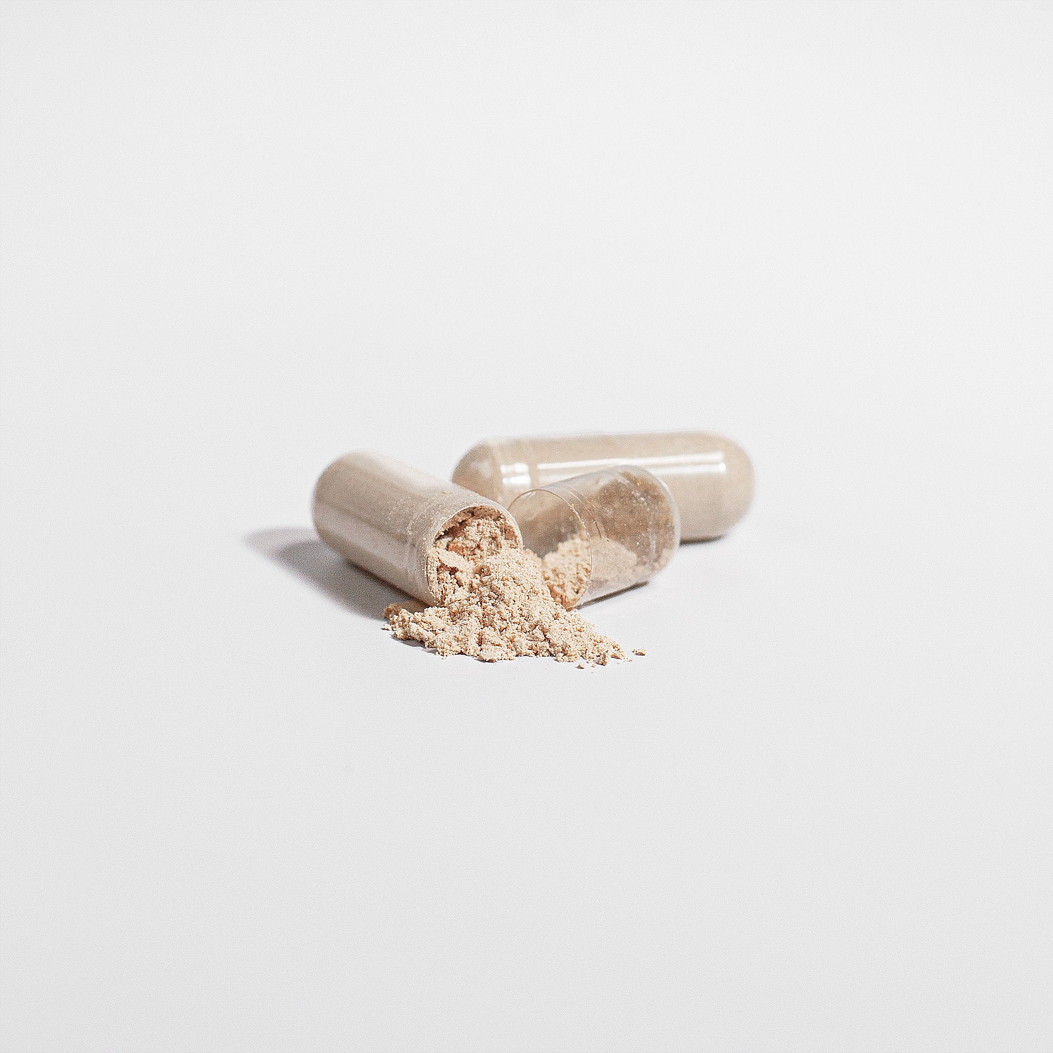 ORGANIC LIONS MANE MUSHROOM-Capsules (Mind Weaver's Mane)